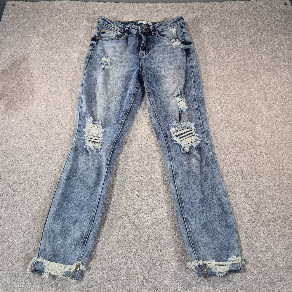 Almost Famous Juniors Size 3 relaxed skinny Jeans Distressed Stretch frayed hems